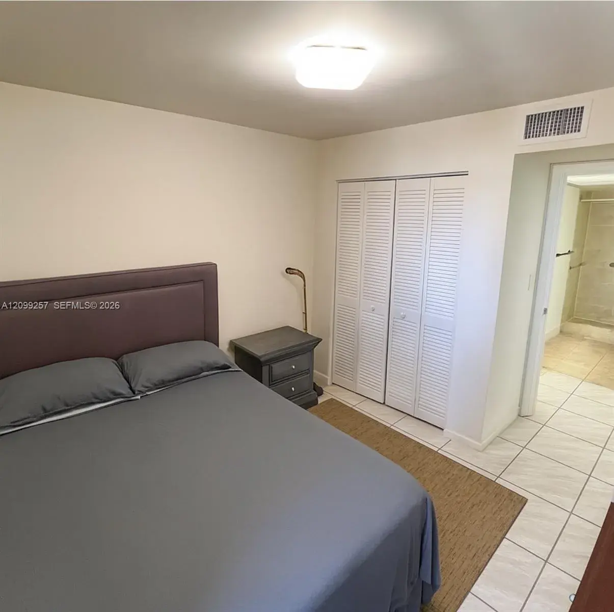 9686 Fontainebleau Blvd # 402, Miami FL 33172