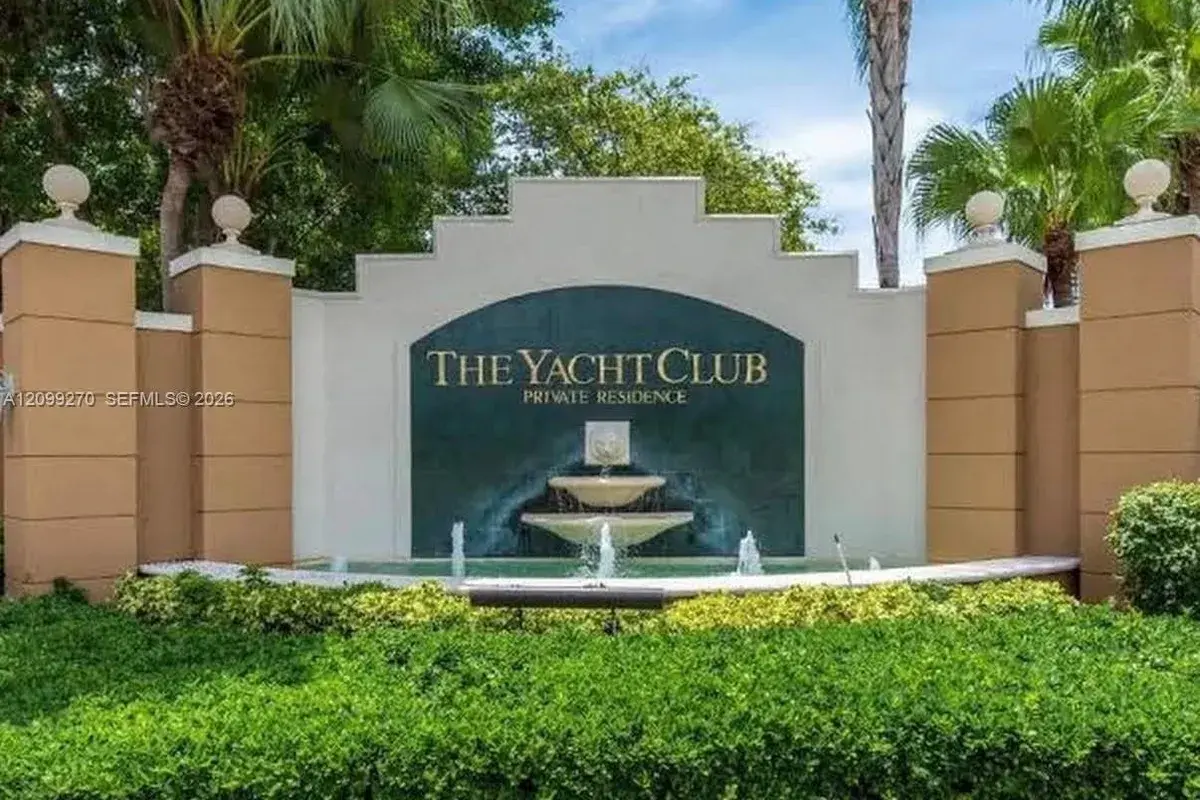 19901 E Country Club Dr # 2103, Aventura FL 33180