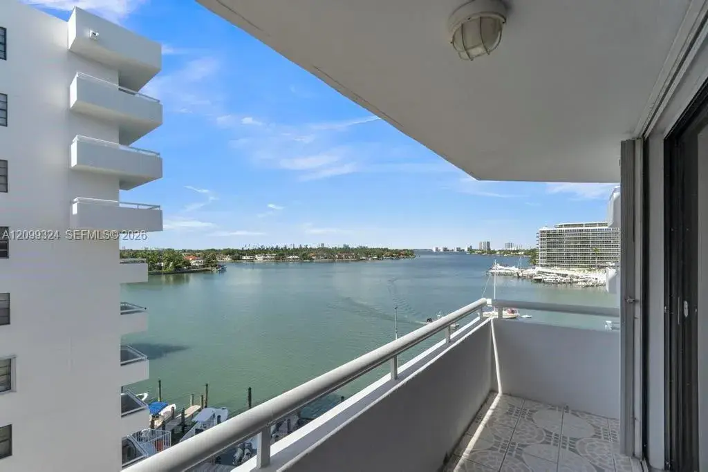 6830 Indian Creek Dr # 6D, Miami Beach FL 33141