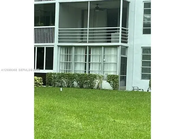 2940 N Course Dr # 110, Pompano Beach FL 33069