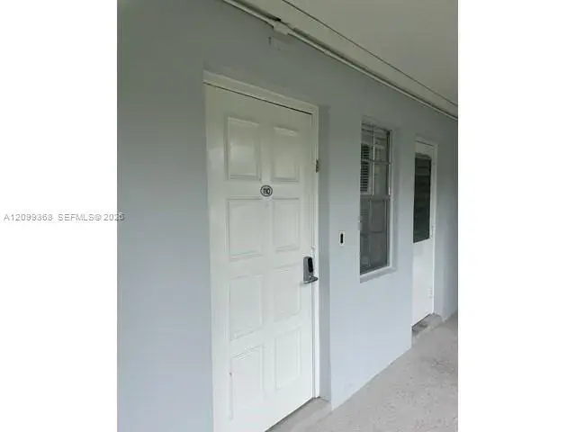 2940 N Course Dr # 110, Pompano Beach FL 33069