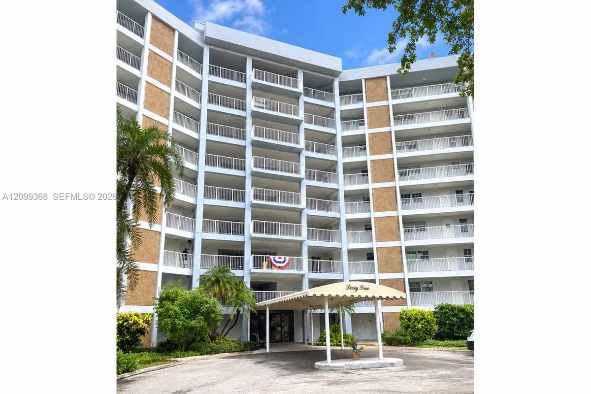 2940 N Course Dr # 110, Pompano Beach FL 33069