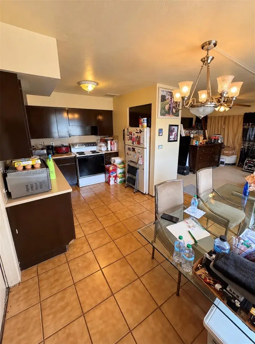 3271 NW 182nd St, Miami Gardens FL 33056