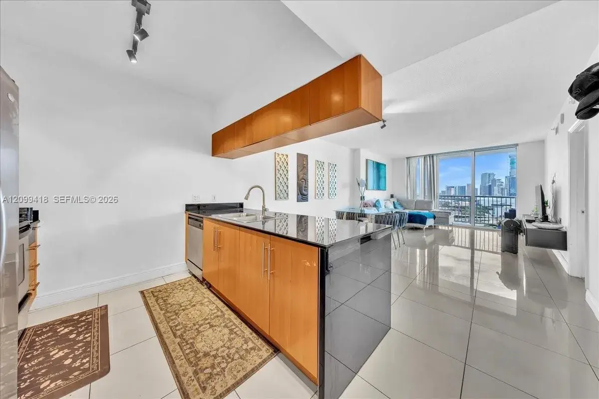 1750 N Bayshore Dr # 2510, Miami FL 33132