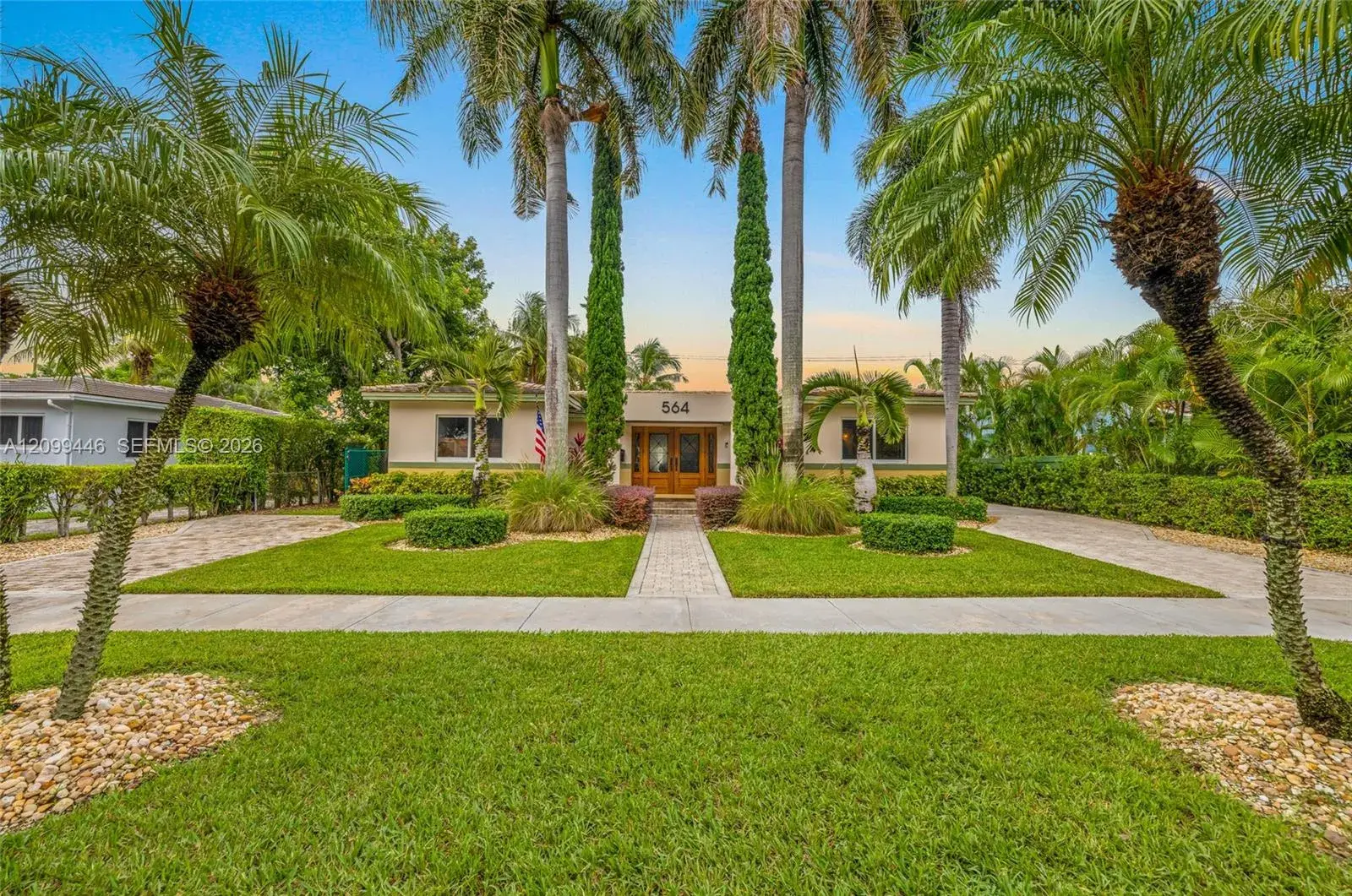 564 Palmetto Dr, Miami Springs FL 33166