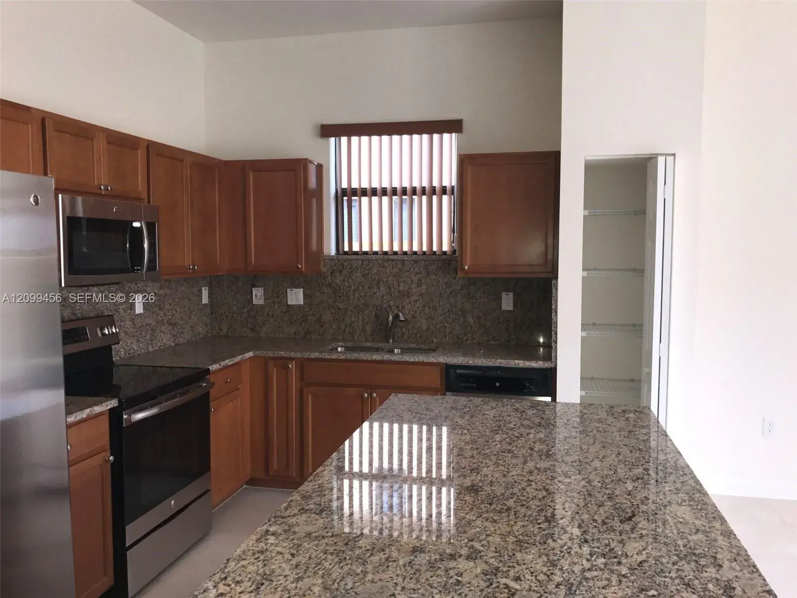 3452 SE 2nd Dr, Homestead FL 33033