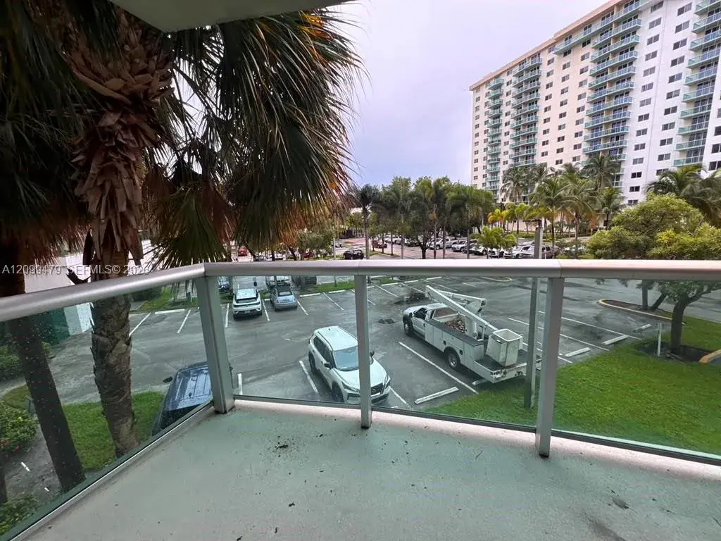 19380 Collins Ave # 221, Sunny Isles Beach FL 33160