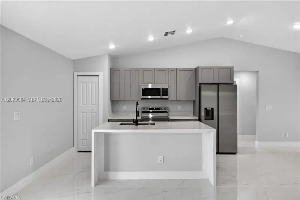 341 S LONG AVE, Lehigh Acres FL 33974 photo 5