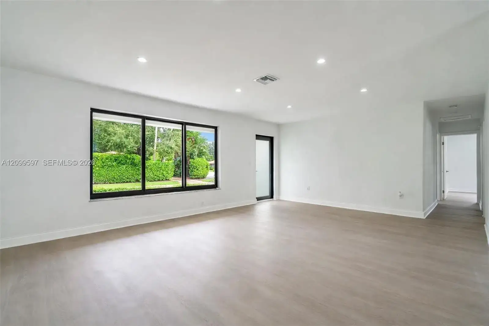 10 NW 100th St, Miami Shores FL 33150 photo 3
