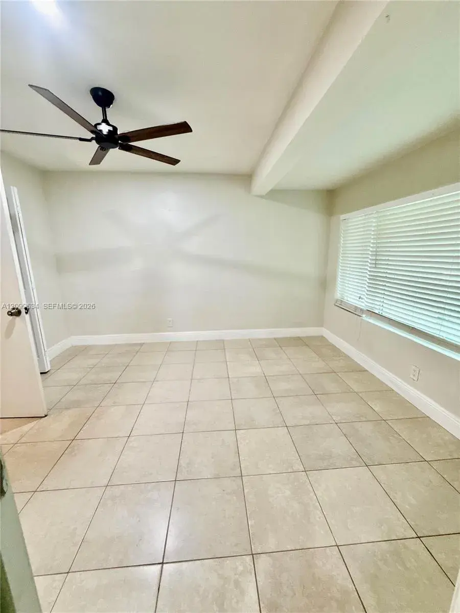 1002 S 28th Ave # 0, Hollywood FL 33020
