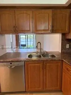 112 Lake Emerald Dr # 109, Oakland Park FL 33309 photo 4