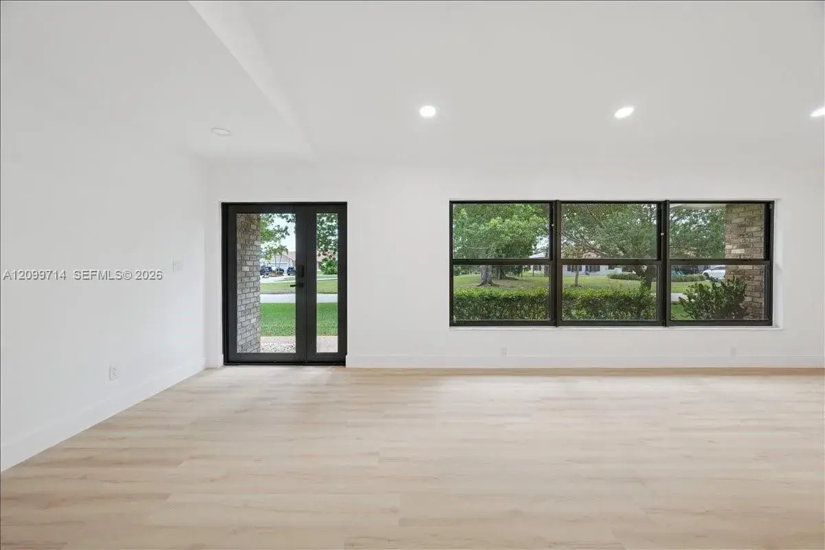 9913 SW 1st Ct, Coral Springs FL 33071