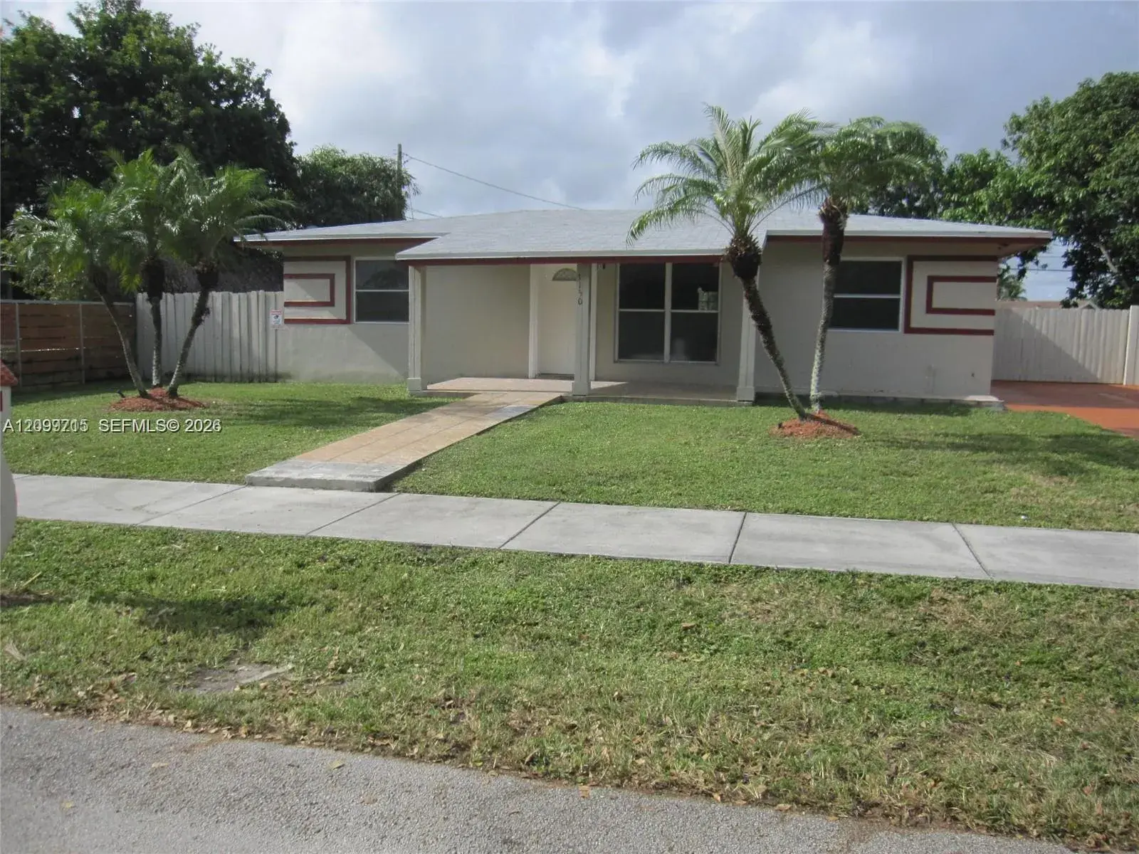 3150 SW 37th Ave, West Park FL 33023