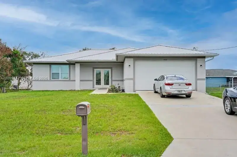 8006 Oakleaf Circle, La Belle FL 33935