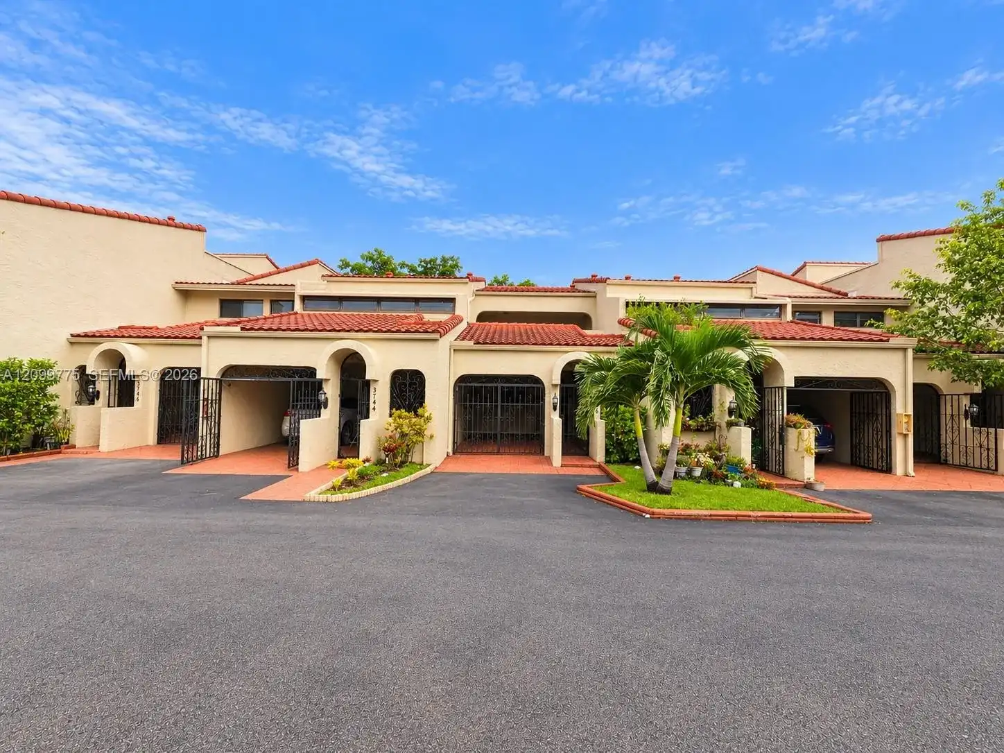 3746 Estepona Ave, Doral FL 33178