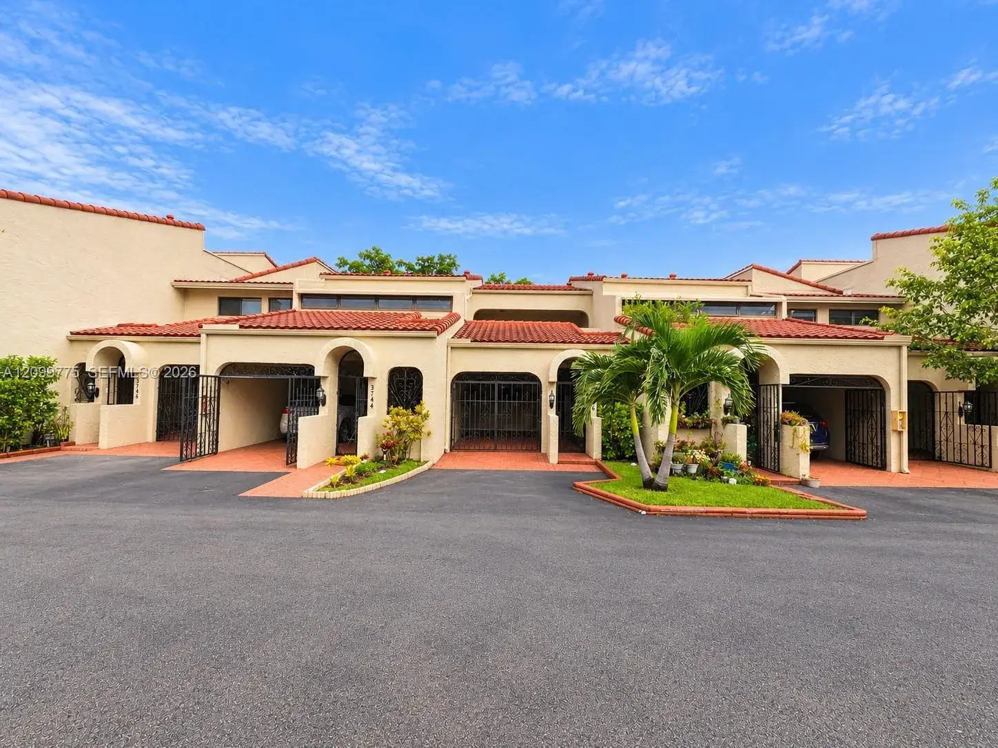 3746 Estepona Ave, Doral FL 33178
