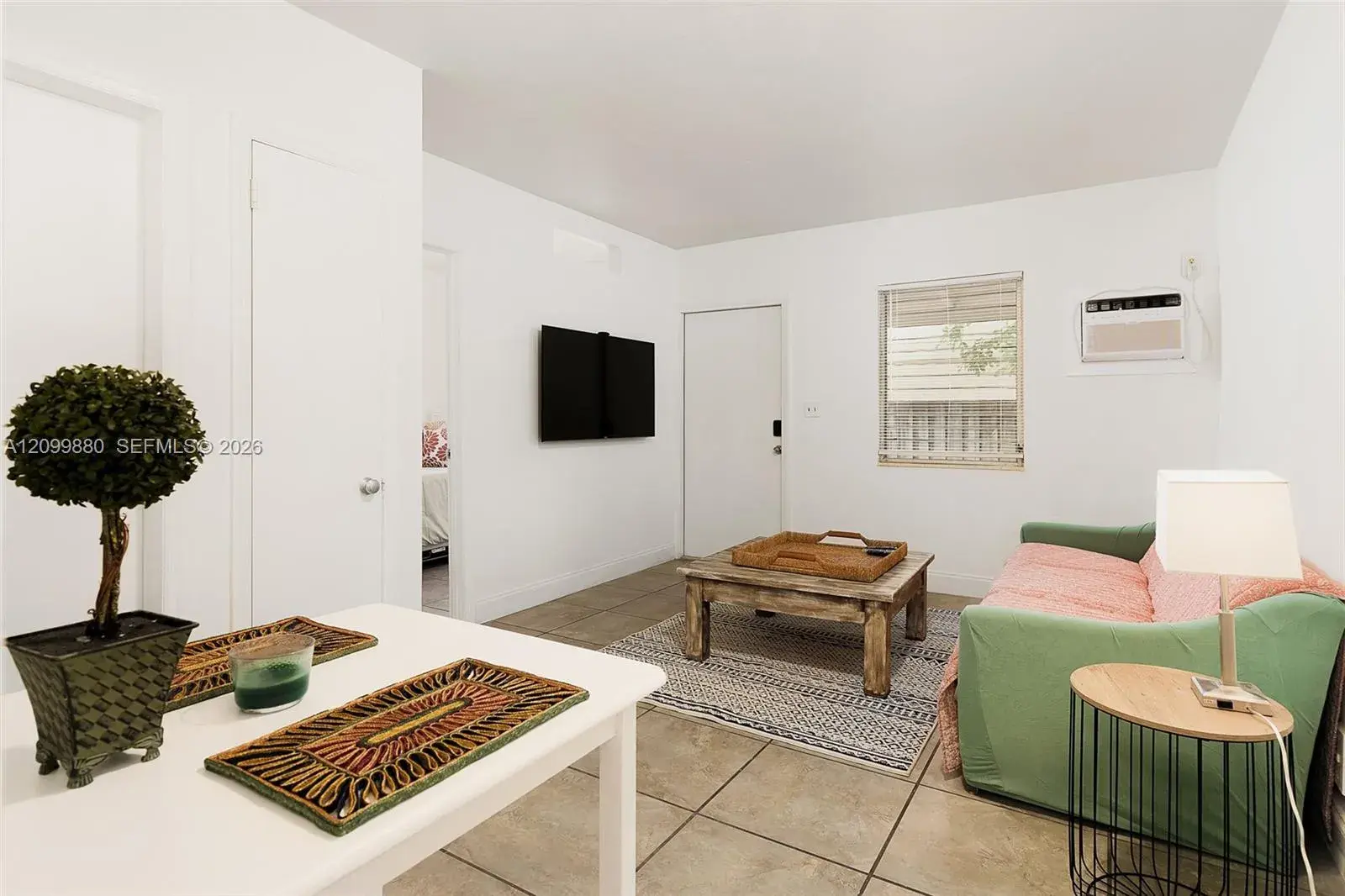 618 NE 8th Ave # 5, Fort Lauderdale FL 33304