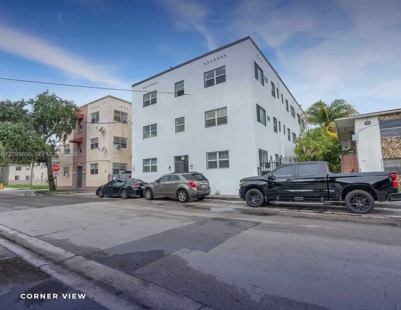 871 SW 3rd St, Miami FL 33130 photo 3