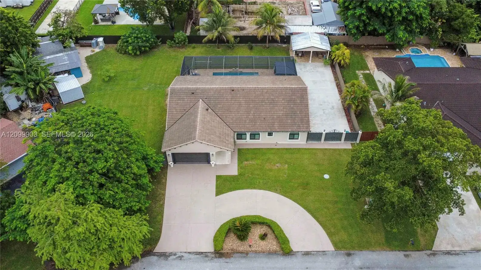 15221 SW 148th Ave, Miami FL 33187 photo 5
