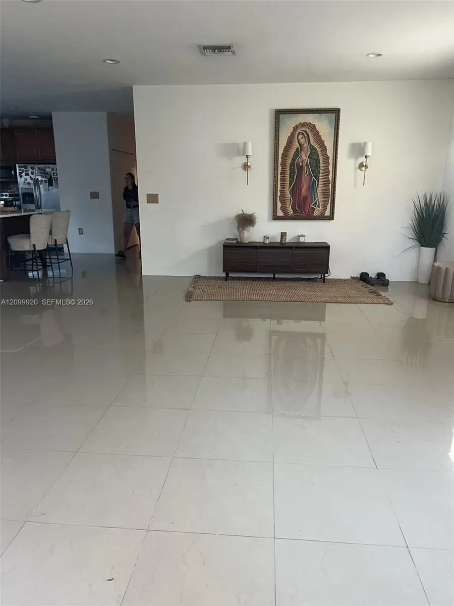 5732 Fletcher St, Hollywood FL 33023