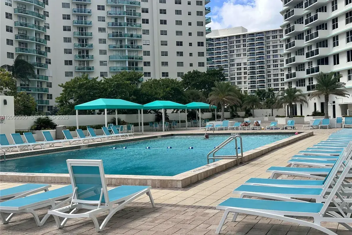 3725 S Ocean Dr # 509, Hollywood FL 33019