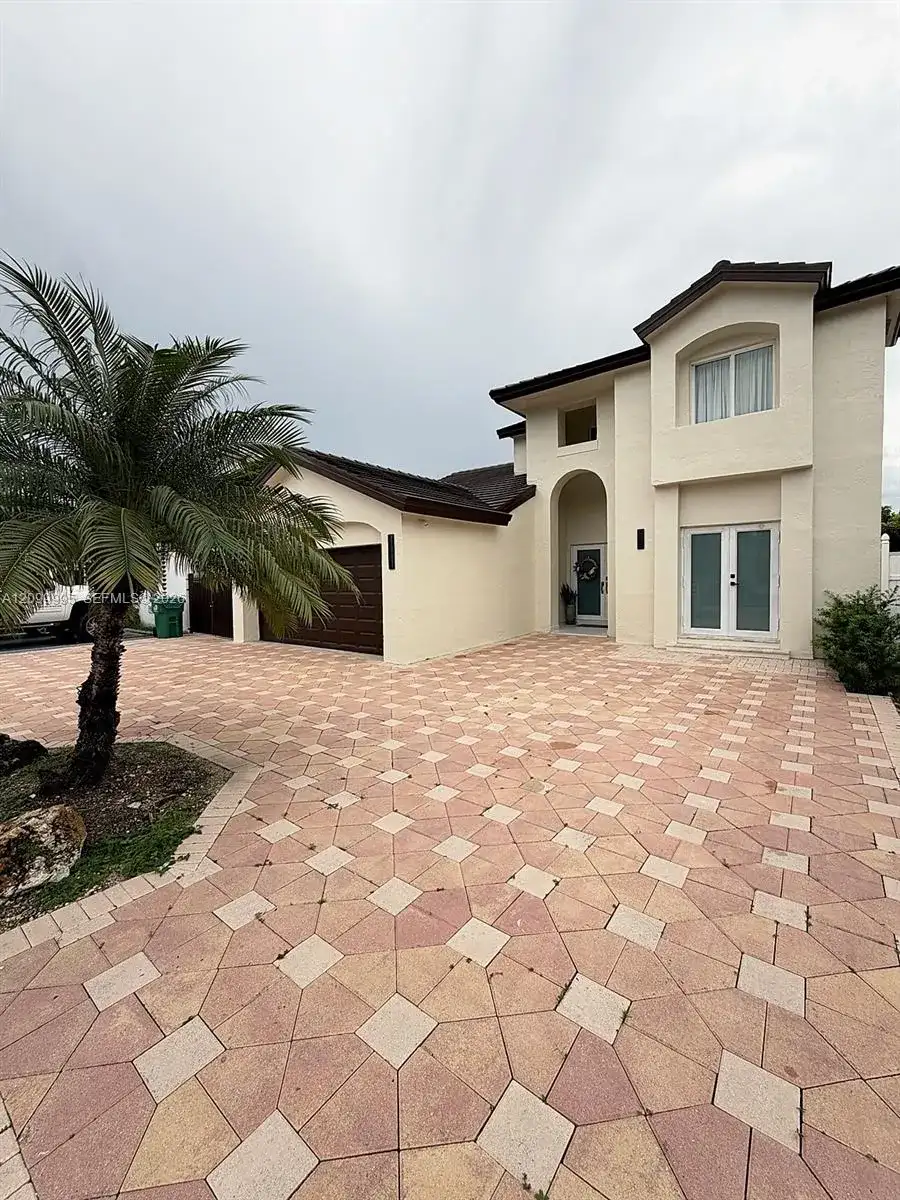 9030 SW 143rd Ave, Miami FL 33186 photo 4