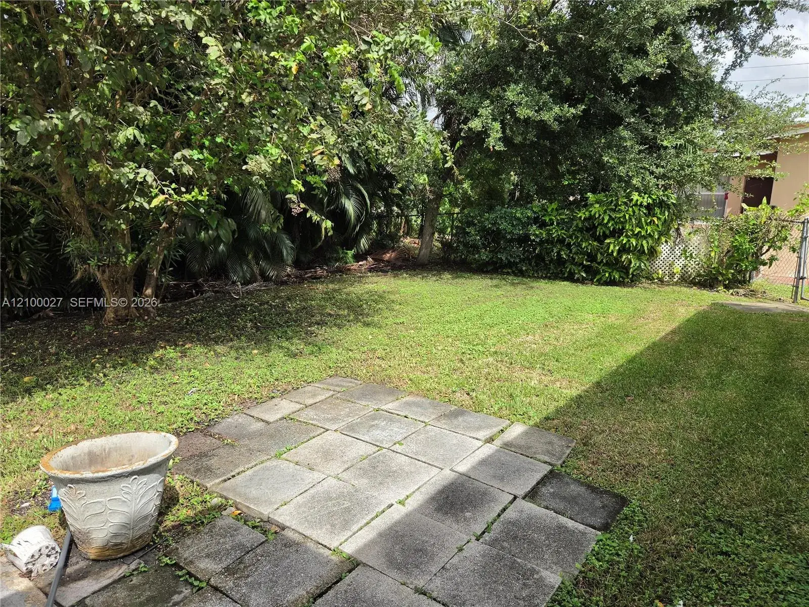 6421 NW 26th St, Sunrise FL 33313