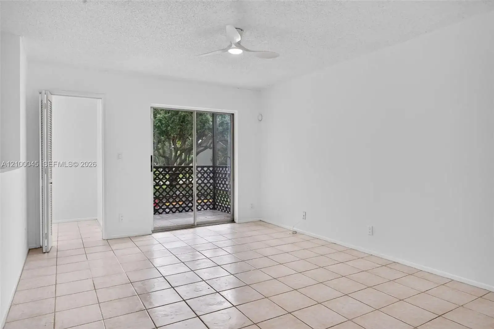 503 Gardens Dr # 201, Pompano Beach FL 33069 photo 5