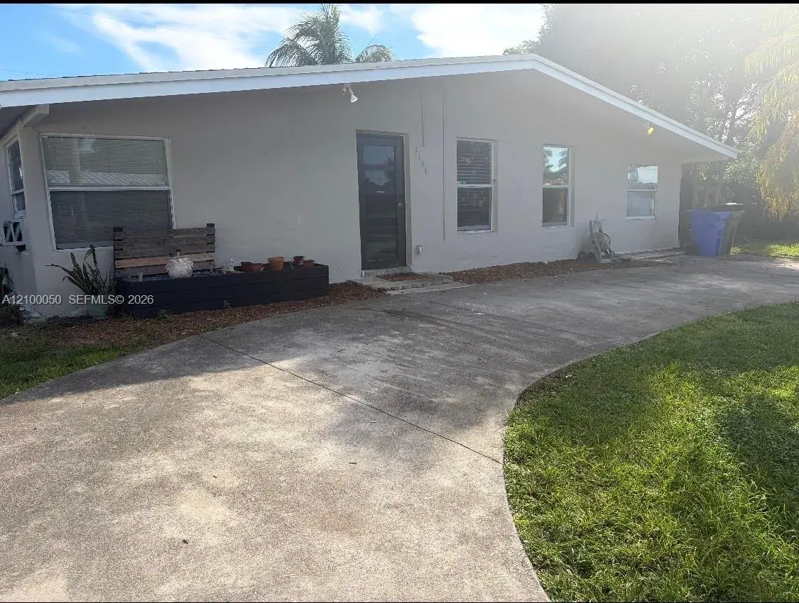 6144 NW 20th Ct, Margate FL 33063