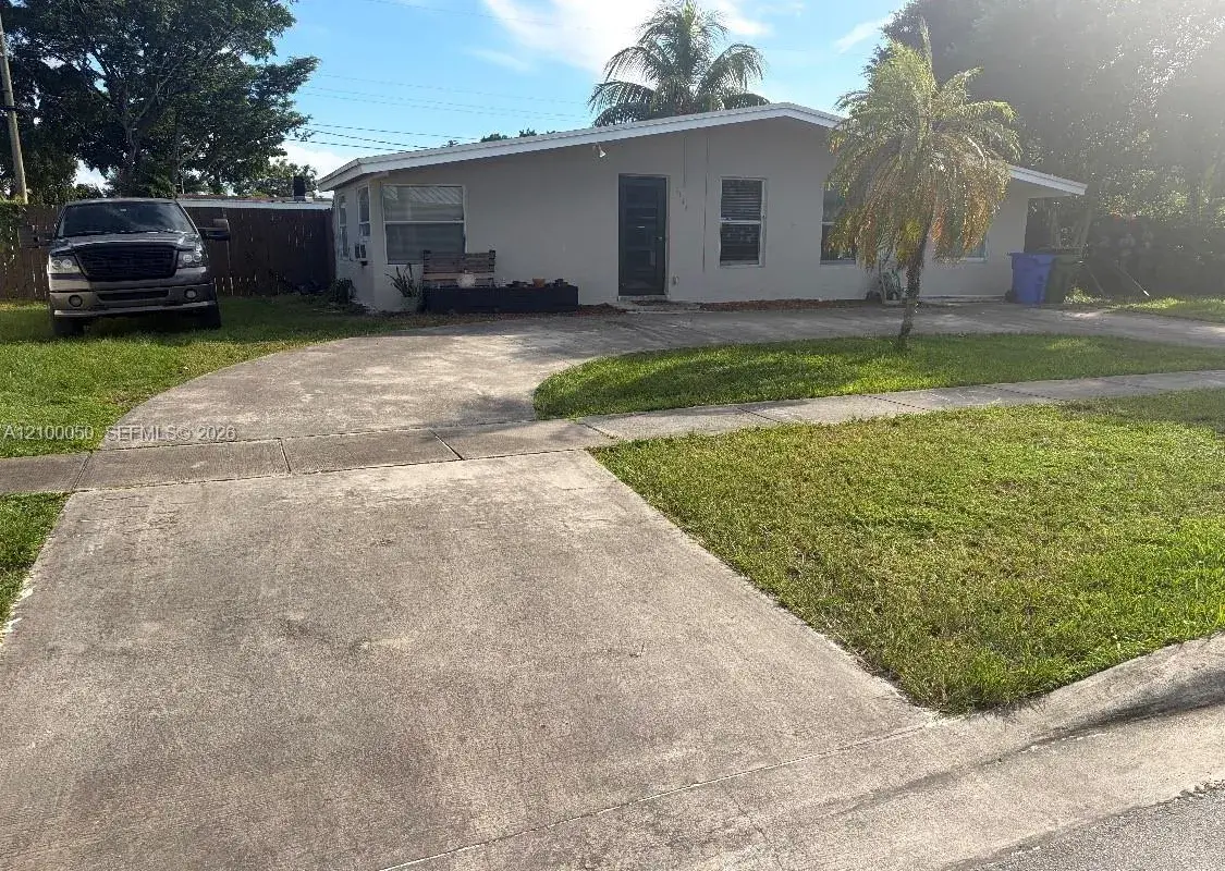 6144 NW 20th Ct, Margate FL 33063