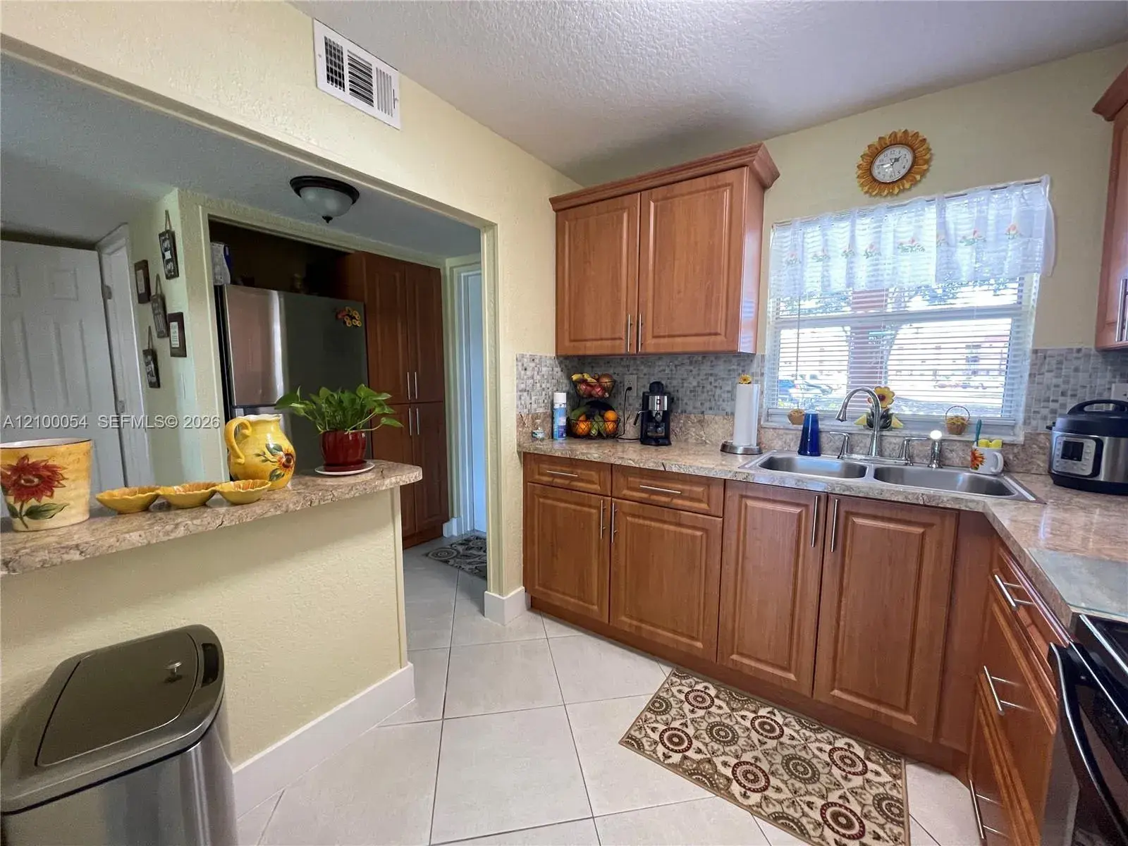 9041 Sunrise Lakes Blvd # 108, Sunrise FL 33322