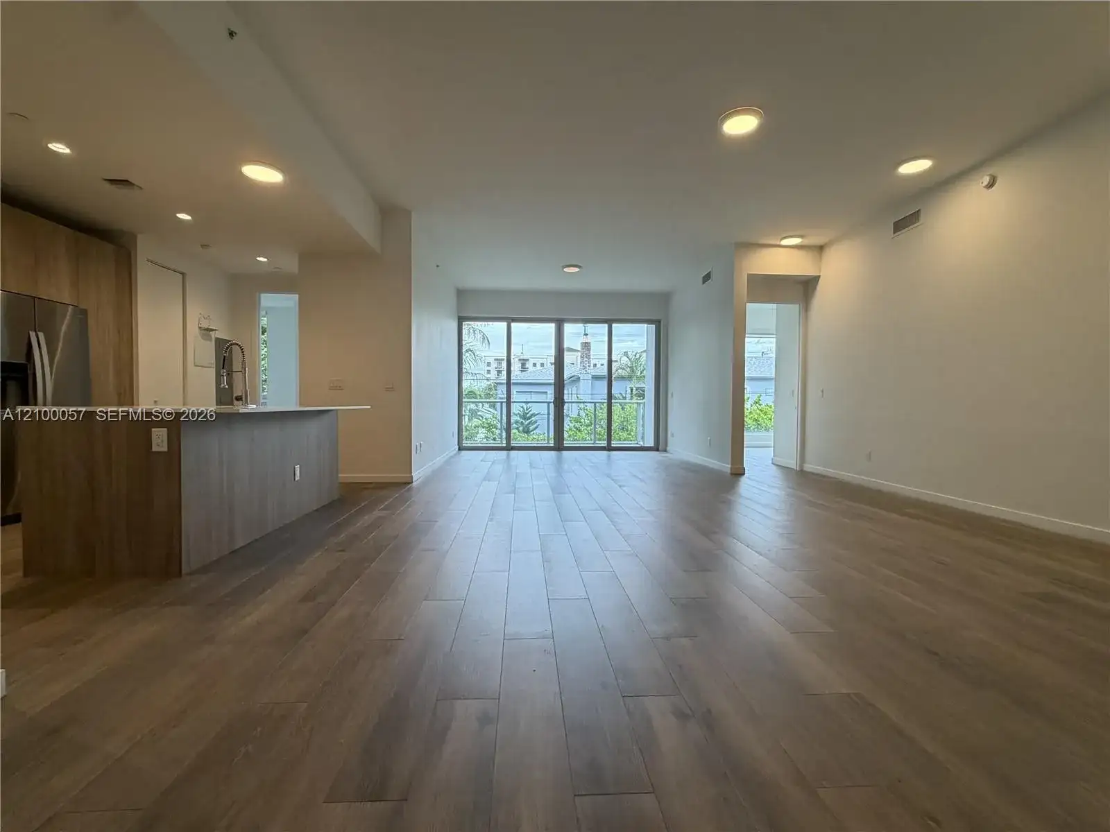 529 SW 11th St # 203, Miami FL 33129 photo 2