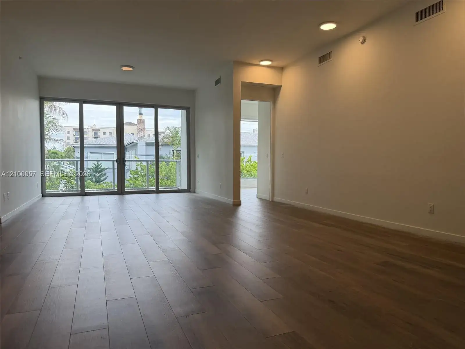 529 SW 11th St # 203, Miami FL 33129 photo 5