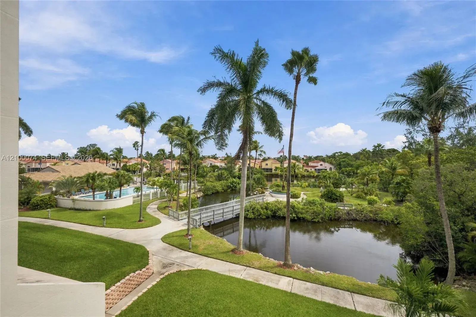 545 SE 12th St # 205, Dania Beach FL 33004