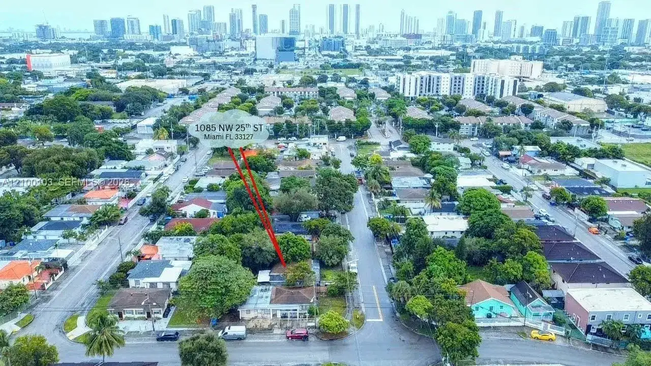 1085 NW 25th St, Miami FL 33127 photo 5