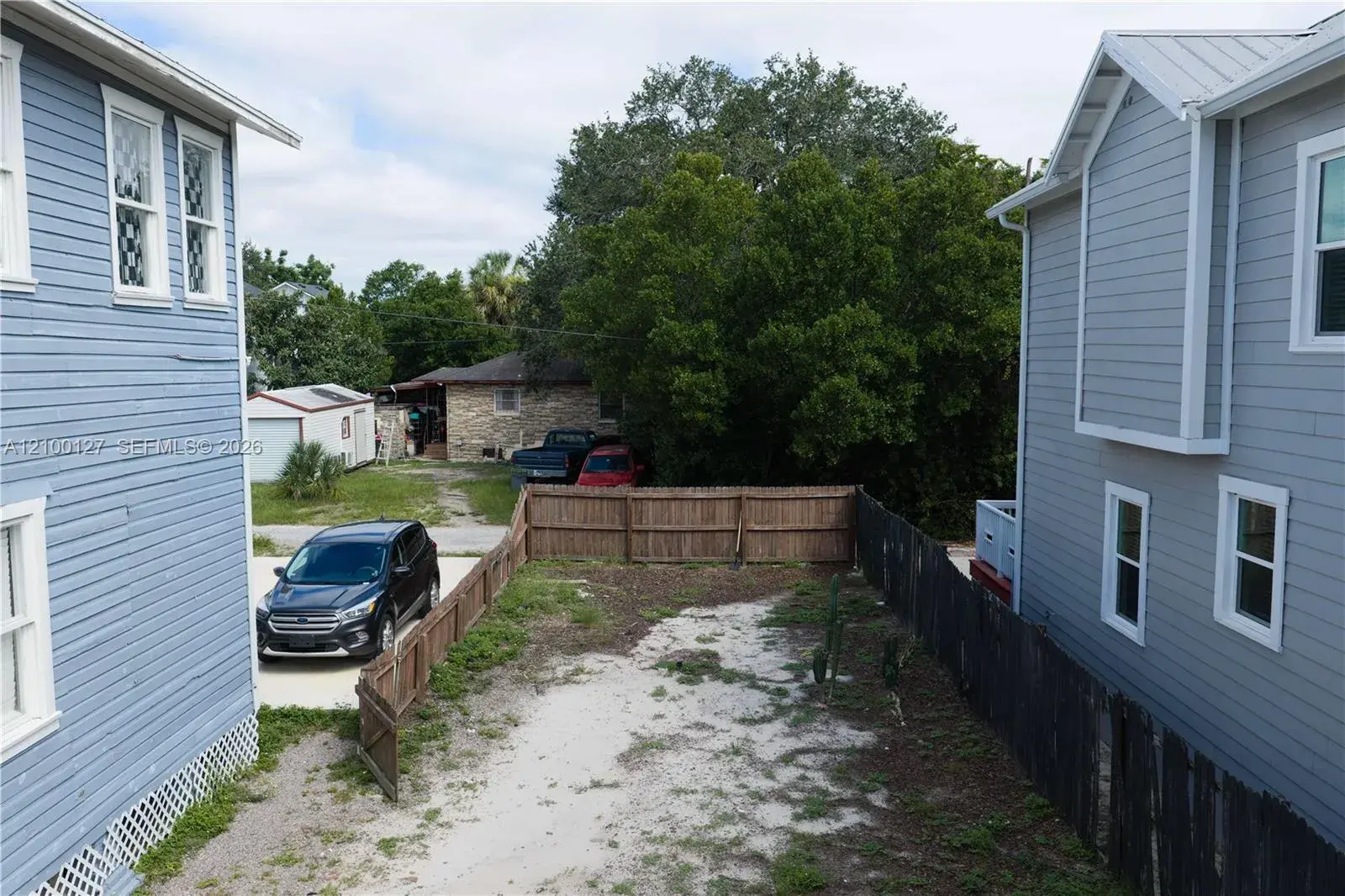 1912 E COLUMBUS DR, Tampa FL 33605