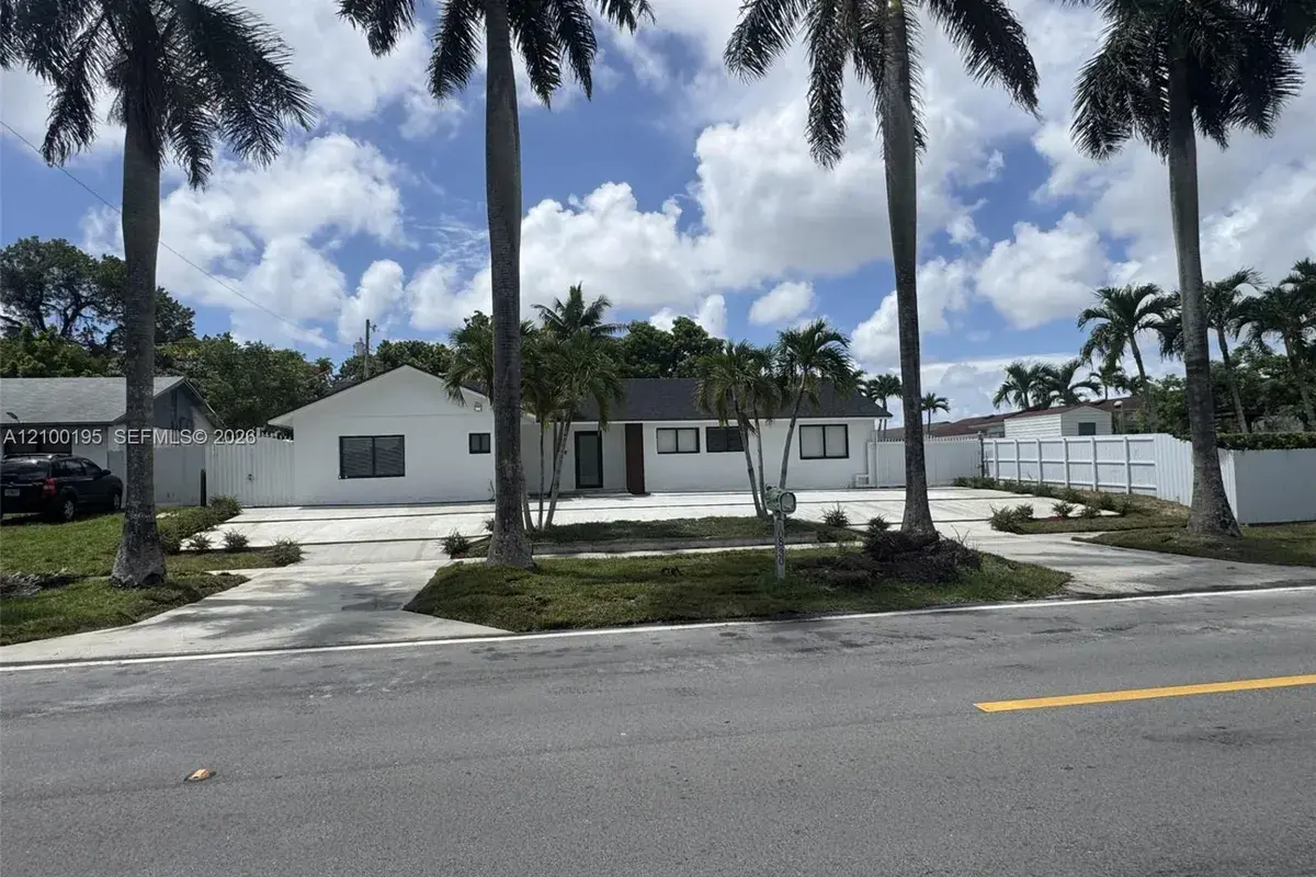 10830 SW 160th St, Miami FL 33157