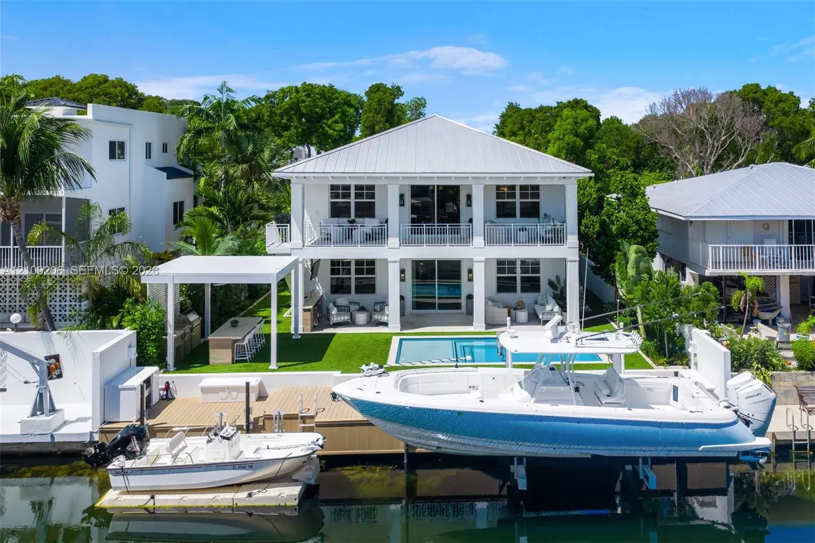 226 Navajo St, Plantation Key FL 33070