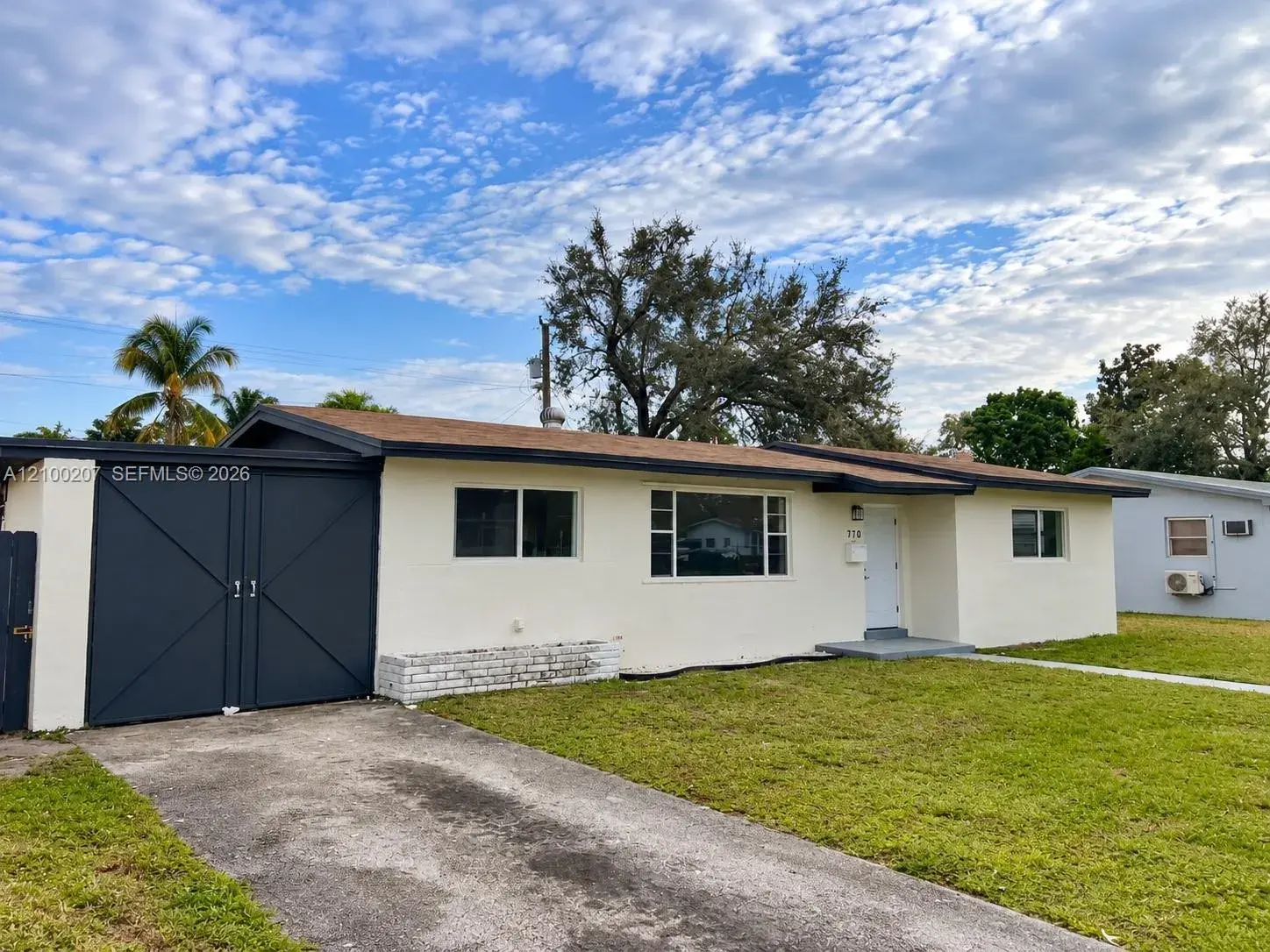 770 NW 179th St, Miami Gardens FL 33169