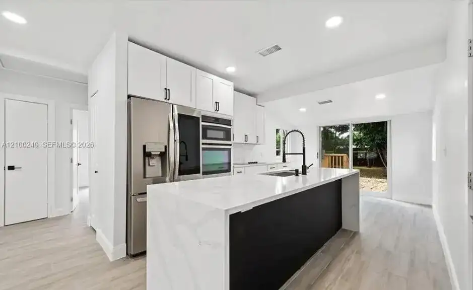 2810 SW 12th St, Miami FL 33135 photo 3