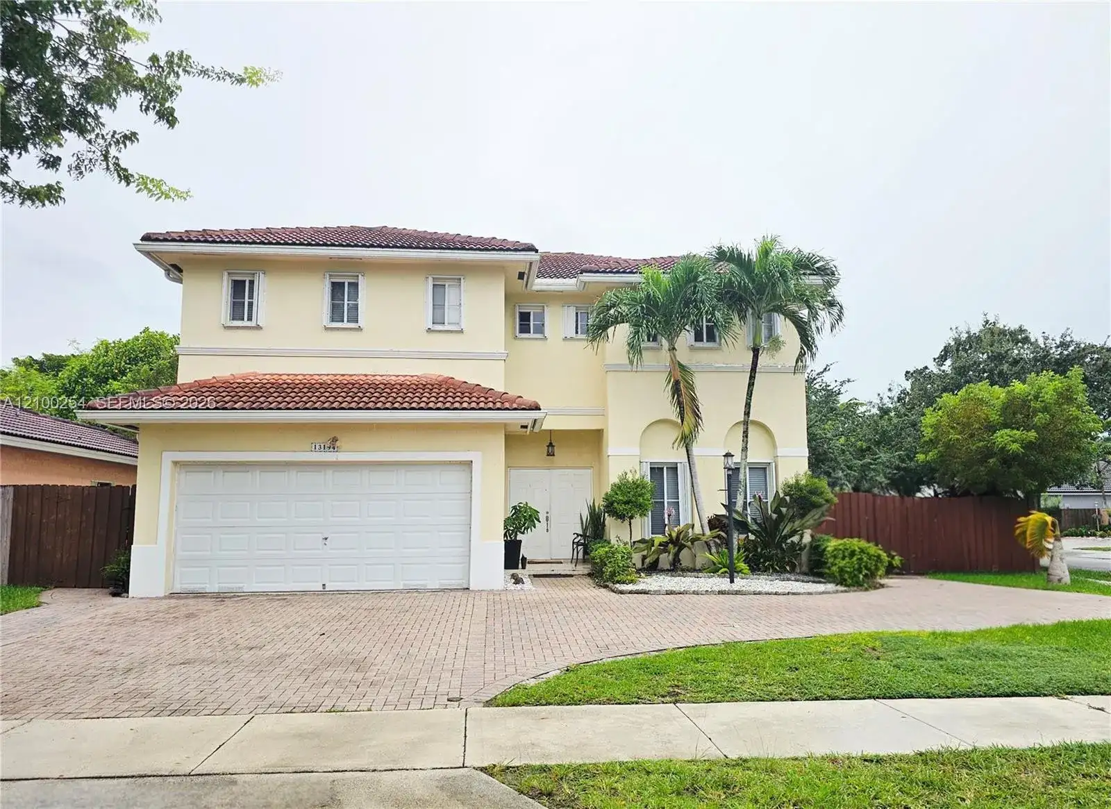 13194 SW 142nd St, Miami FL 33186 photo 2