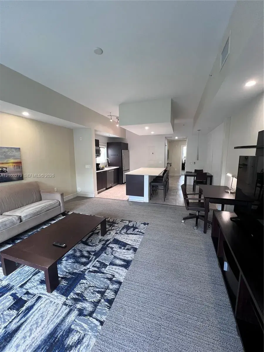 5300 NW 87th Ave # 916, Doral FL 33178