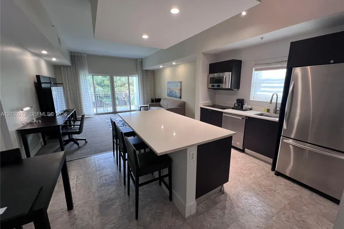 5300 NW 87th Ave # 916, Doral FL 33178