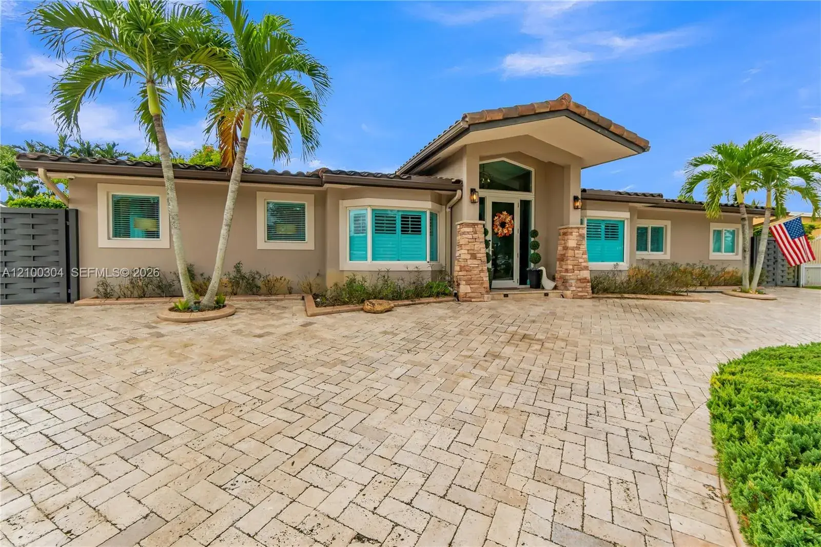 14456 SW Kendale Lakes Blvd, Miami FL 33183
