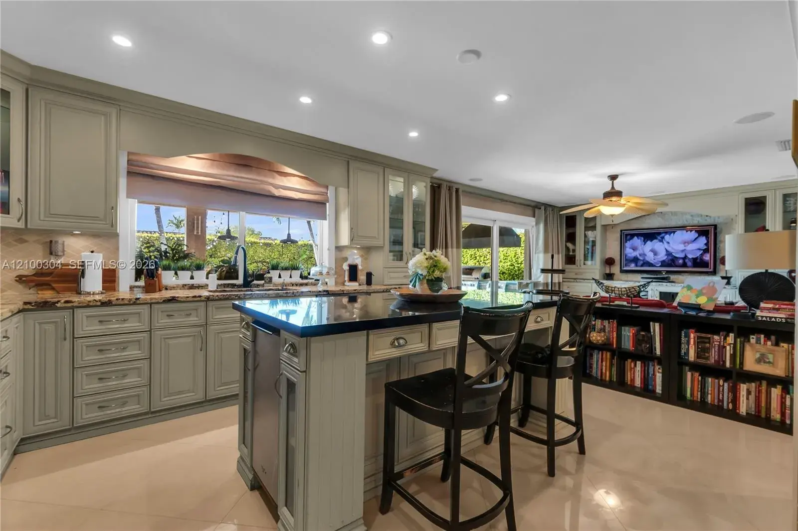 14456 SW Kendale Lakes Blvd, Miami FL 33183