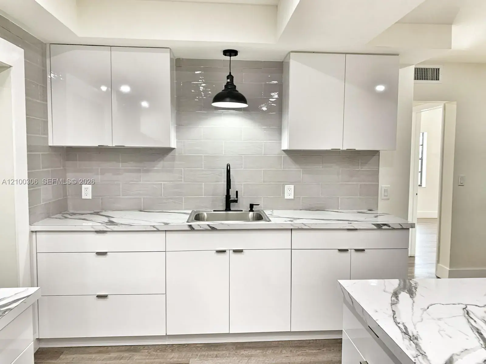 351 W 36th St, Hialeah FL 33012