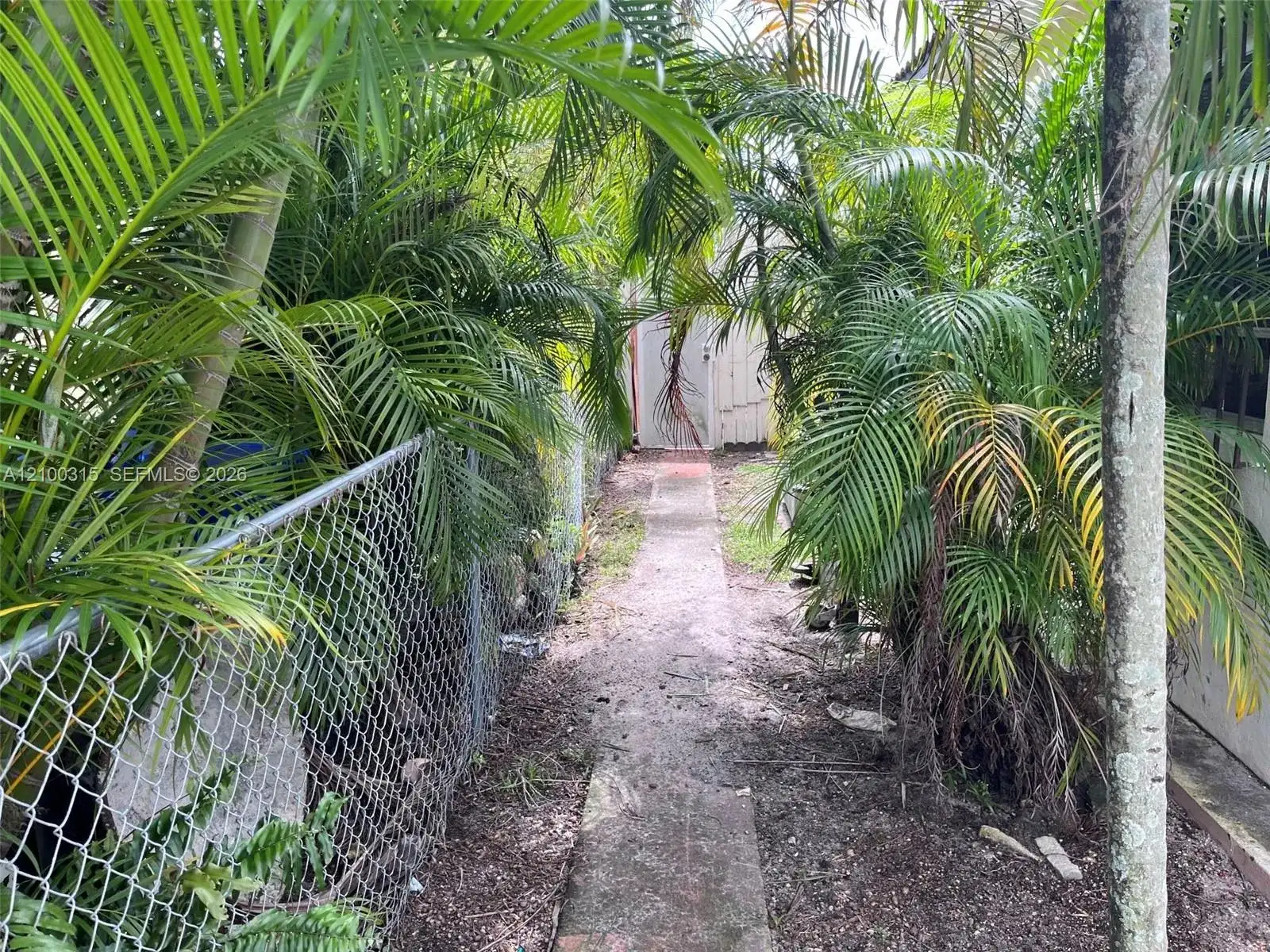 3630 NW 18th Ter, Miami FL 33125 photo 5