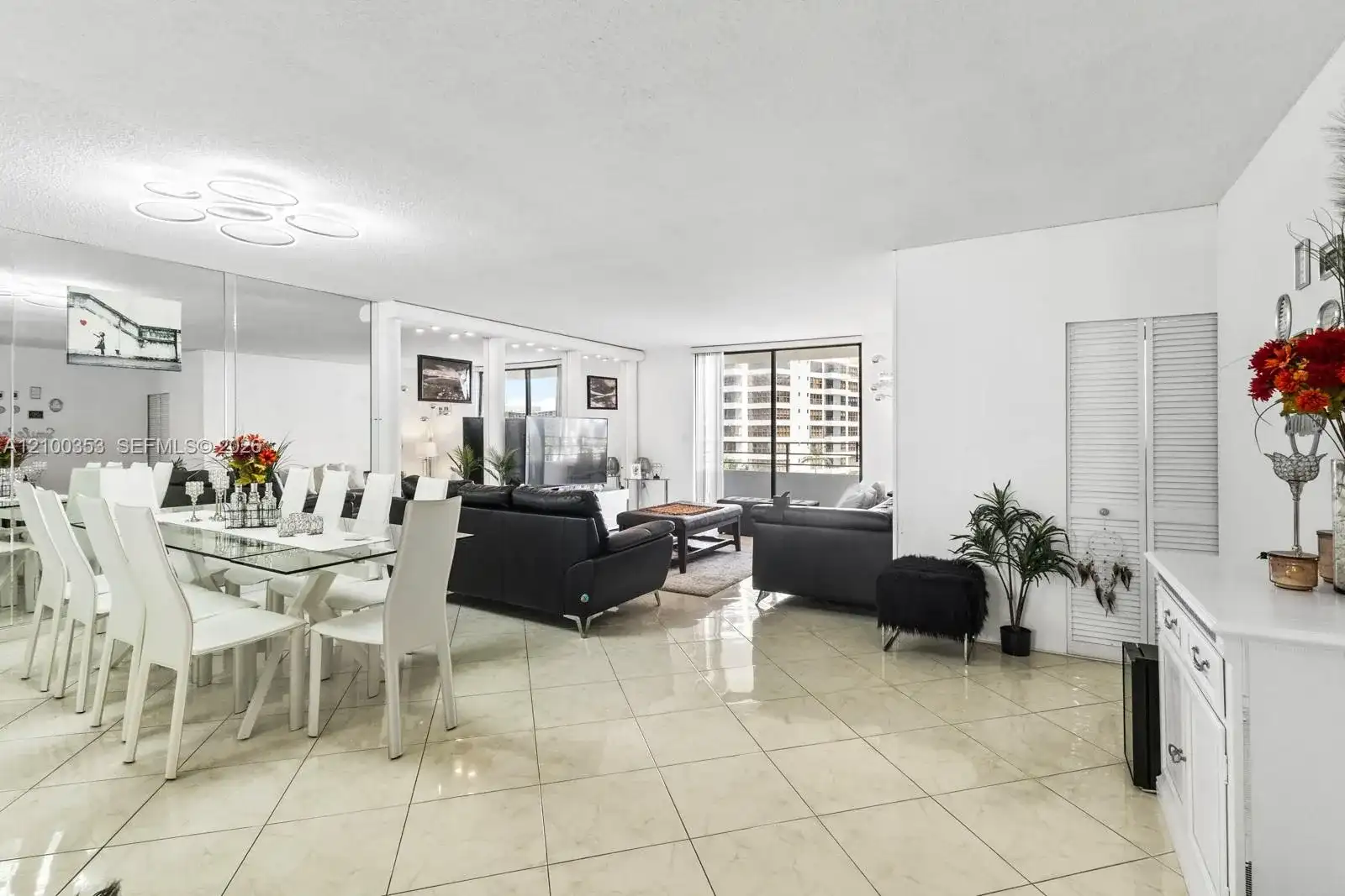 600 Three Islands Blvd # 612, Hallandale Beach FL 33009