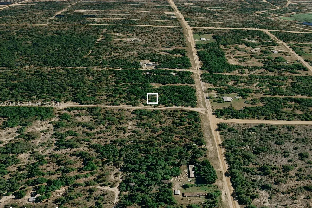 Arizona Ave, Other City - In The State Of Florida FL 32640