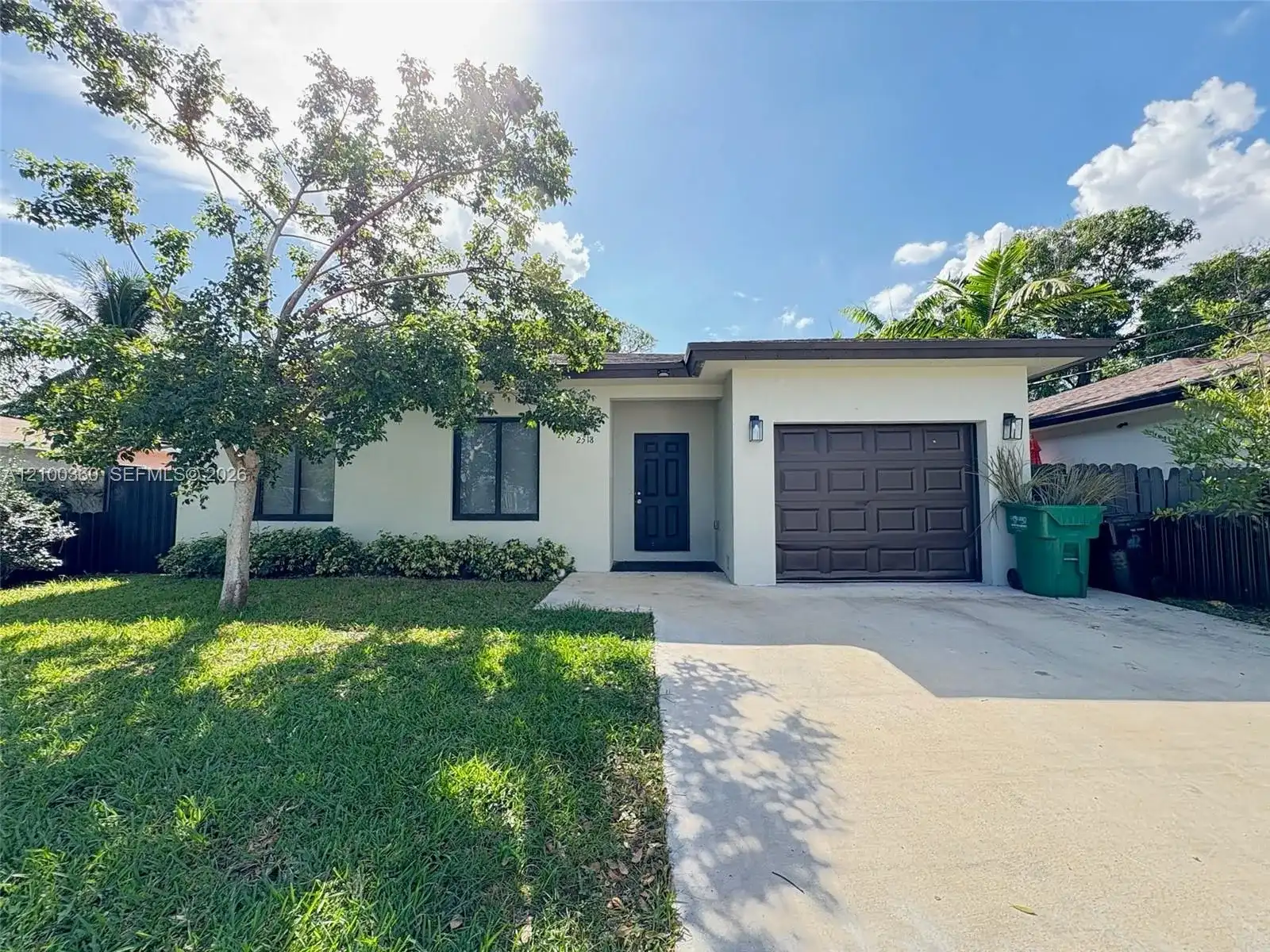 2518 NW 9th Pl, Fort Lauderdale FL 33311